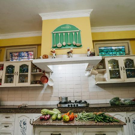 Rock Cliff Home Stay Shillong Eksteriør billede