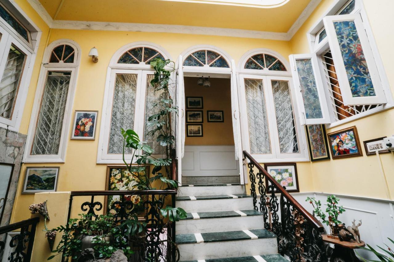 Rock Cliff Home Stay Shillong Eksteriør billede