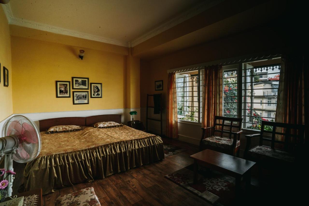 Rock Cliff Home Stay Shillong Eksteriør billede