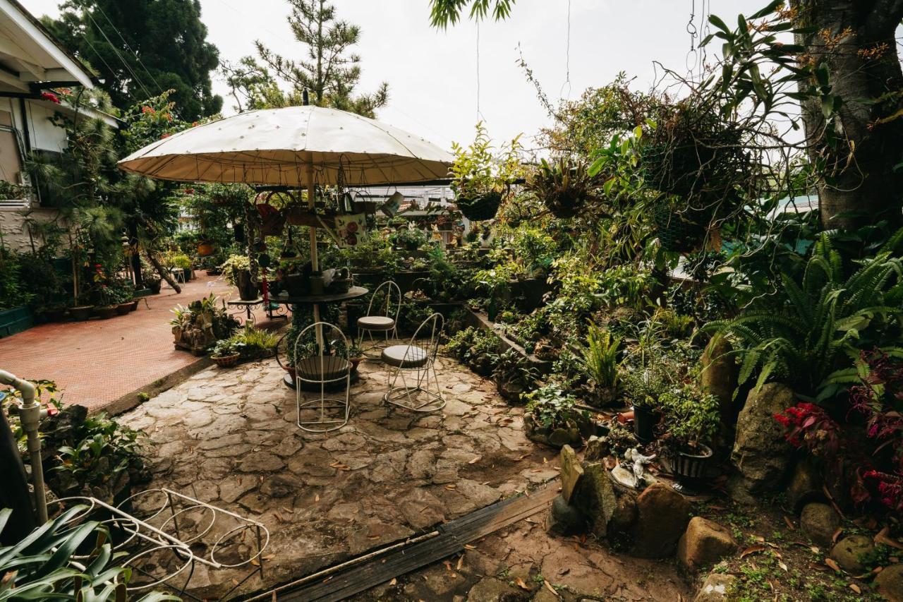 Rock Cliff Home Stay Shillong Eksteriør billede