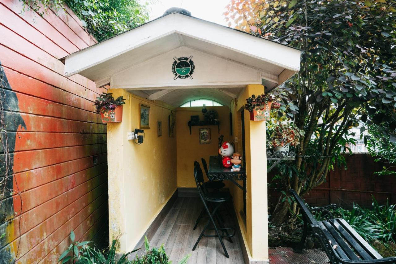 Rock Cliff Home Stay Shillong Eksteriør billede
